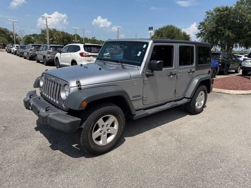 Used 2016 Jeep Wrangler Unlimited Sport w/ Quick Order Package 24S AWD/4WD image 11