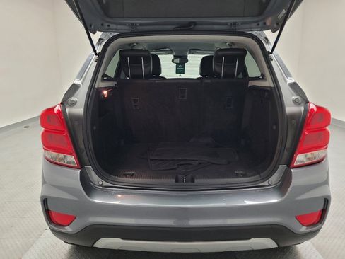 Used 2019 Chevrolet Trax LT w/ LT Convenience Package AWD/4WD image 29