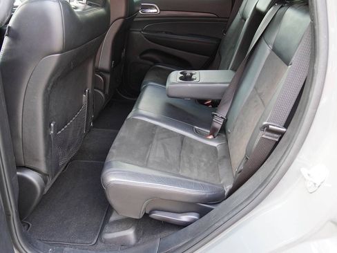 Used 2021 Jeep Grand Cherokee Laredo X AWD/4WD image 13