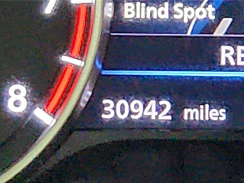 Used 2022 Nissan Sentra SV image 28