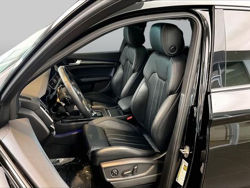 Used 2023 Audi SQ5 Prestige w/ Prestige Package AWD/4WD image 8