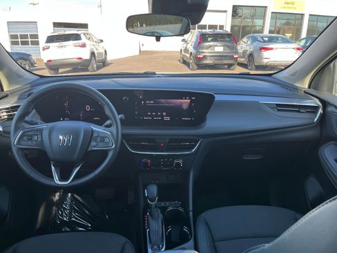 Used 2025 Buick Encore GX Preferred FWD image 33