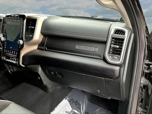 Used 2024 RAM 2500 Laramie AWD/4WD image 29