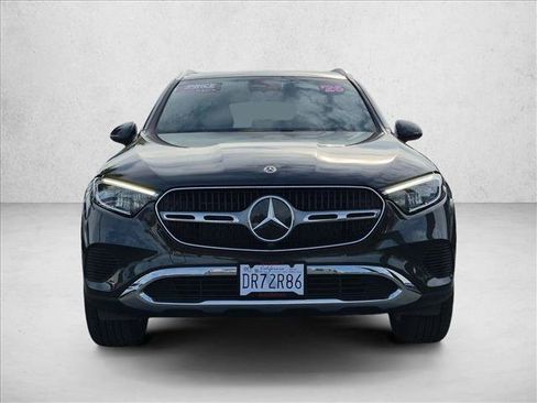 Used 2026 Mercedes-Benz GLC 300 4MATIC image 2