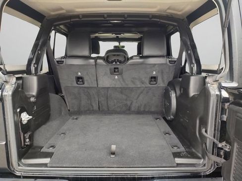Used 2022 Jeep Wrangler Unlimited Rubicon w/ Steel Bumper Group AWD/4WD image 33