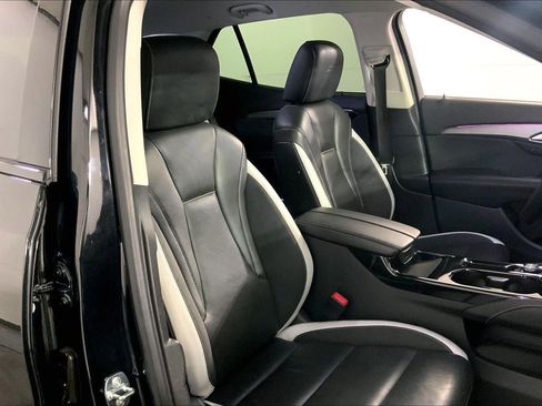 Used 2025 Buick Envision Sport Touring image 7