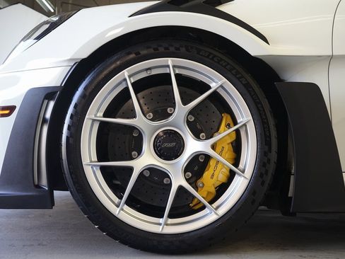 Used 2024 Porsche 911 GT3 RS image 36