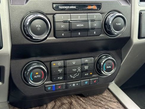 Used 2019 Ford F250 Lariat w/ Lariat Ultimate Package image 22