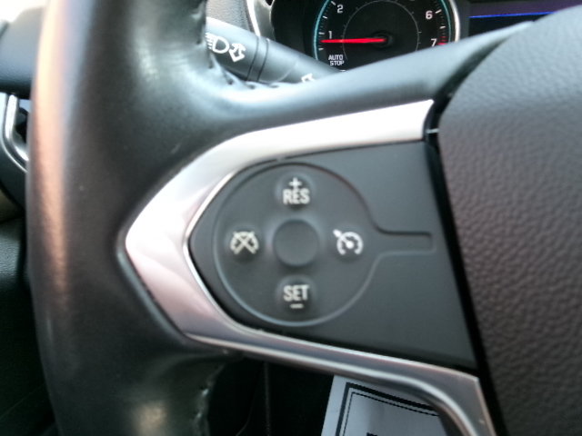 Used 2021 Chevrolet Traverse LT FWD image 23