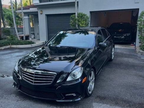 Used 2011 Mercedes-Benz E 350 Sedan image 7