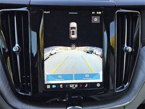 Used 2025 Volvo XC60 T8 Ultra w/ Protection Package Premier image 21