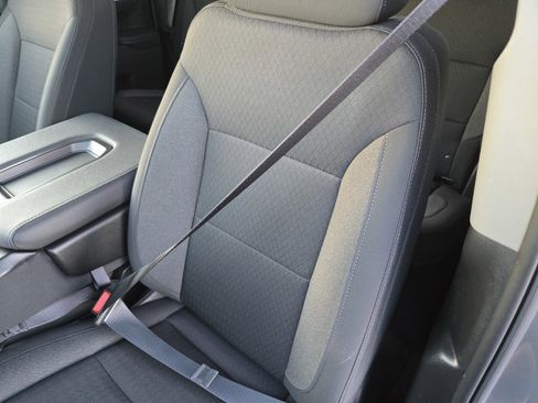 Used 2025 GMC Sierra 1500 Elevation image 15