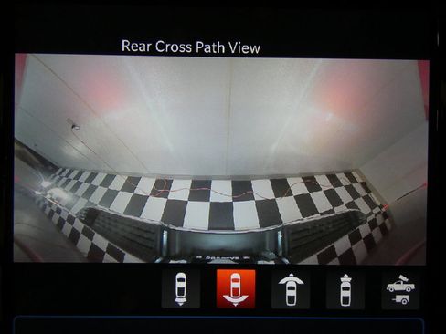 Used 2022 RAM 2500 Limited w/ Towing Technology Group image 16