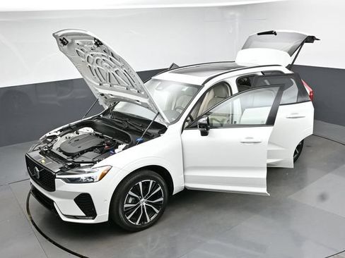 Used 2023 Volvo XC60 B5 Ultimate AWD/4WD image 48