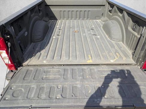 Used 2021 Ford F350 Lariat w/ Chrome Package image 30