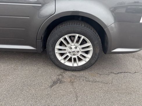 Used 2018 Ford Flex SEL image 6