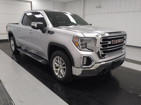 Used 2019 GMC Sierra 1500 SLT w/ SLT Premium Plus Package AWD/4WD image 13