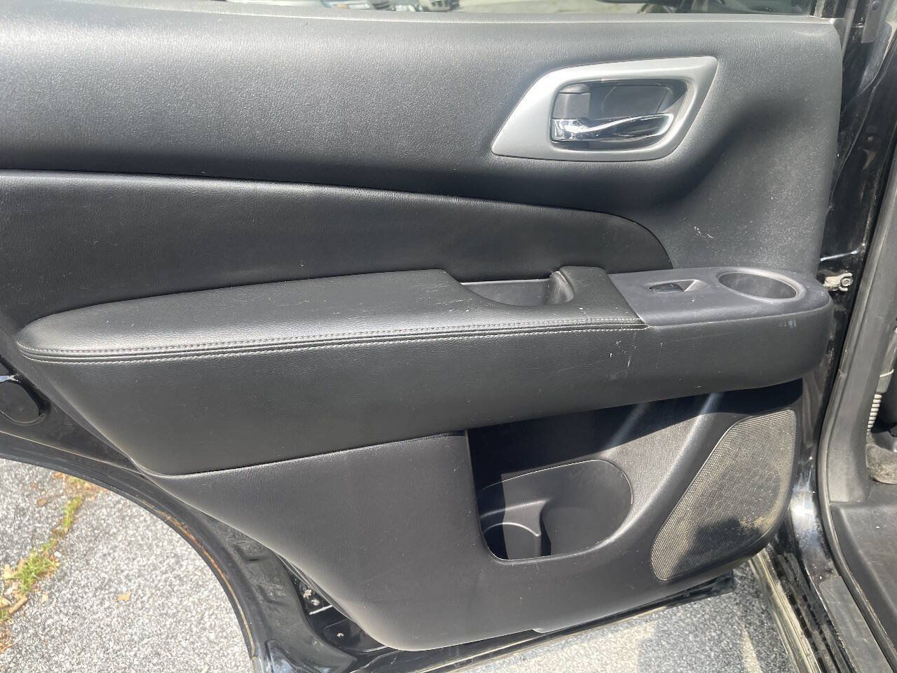 Used 2019 Nissan Pathfinder S AWD/4WD image 20