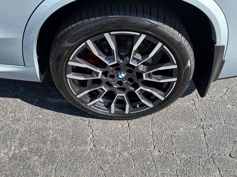 Used 2024 BMW X5 xDrive40i w/ M Sport Package AWD/4WD image 38