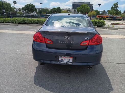 Used 2012 INFINITI G37 Journey w/ Premium Pkg image 7