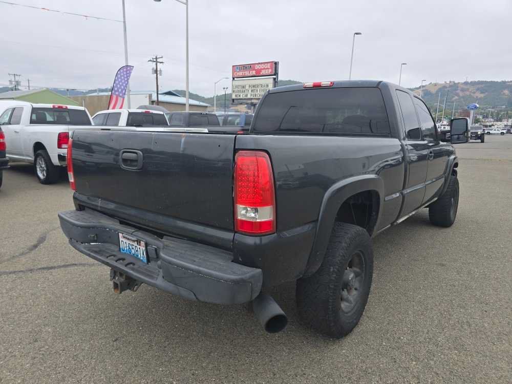 Used 2003 Chevrolet Silverado 2500 LS AWD/4WD image 17