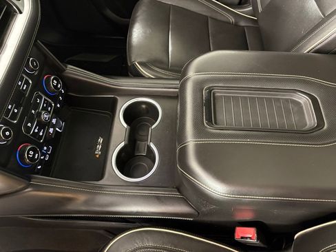 Used 2021 Chevrolet Tahoe Premier w/ Premium Package image 38