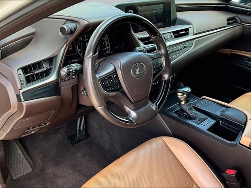 Used 2020 Lexus ES 350 w/ Premium Package FWD image 18