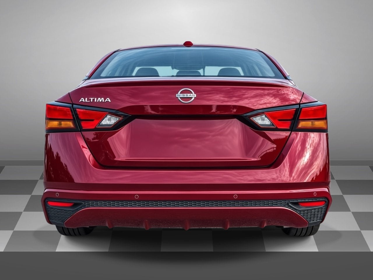 Used 2025 Nissan Altima 2.5 SV FWD image 5