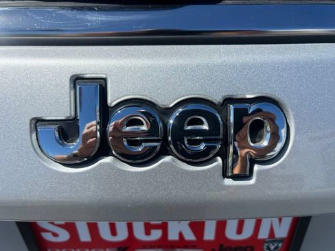 Used 2025 Jeep Compass Limited AWD/4WD image 49