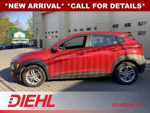 Used 2021 Hyundai Kona SE w/ Cargo Package AWD/4WD image 4