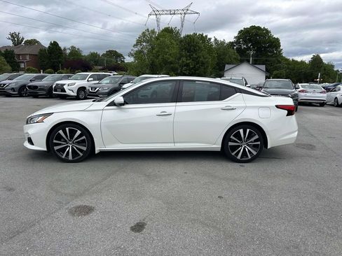 Used 2019 Nissan Altima 2.5 Platinum FWD image 6