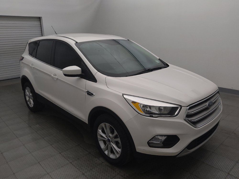 Used 2017 Ford Escape SE FWD image 13
