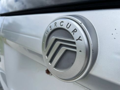 Used 2010 Mercury Mariner Premier image 11