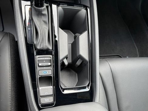 Certified 2024 Honda Accord Sport image 26