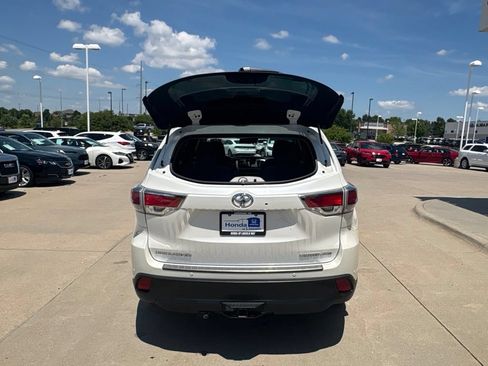 Used 2016 Toyota Highlander Limited Platinum w/ Protection Package #3 AWD/4WD image 48