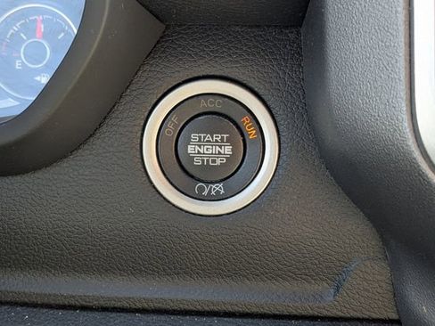 Used 2024 RAM 2500 Big Horn image 25