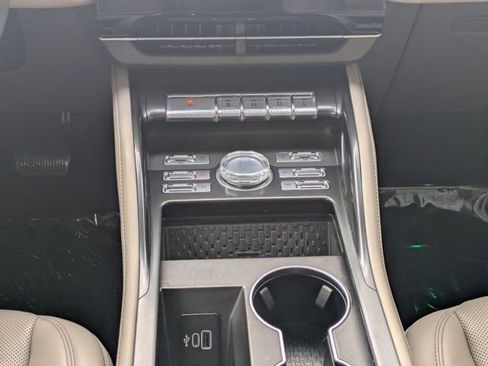 Used 2024 Lincoln Nautilus Premier w/ Equipment Group 102A image 17