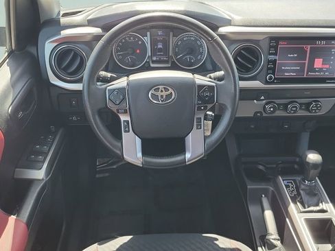 Certified 2022 Toyota Tacoma SR5 RWD image 11
