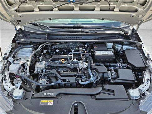Used 2025 Toyota Corolla LE FWD image 22