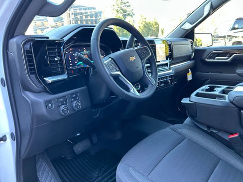 New 2026 Chevrolet Silverado 1500 LT AWD/4WD image 14