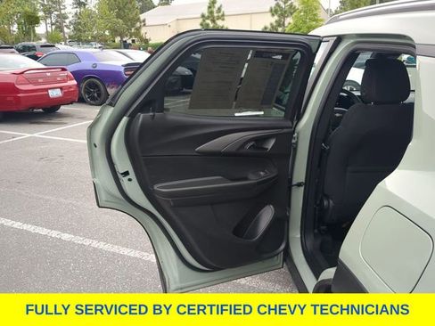 Used 2025 Chevrolet TrailBlazer LT AWD/4WD image 33