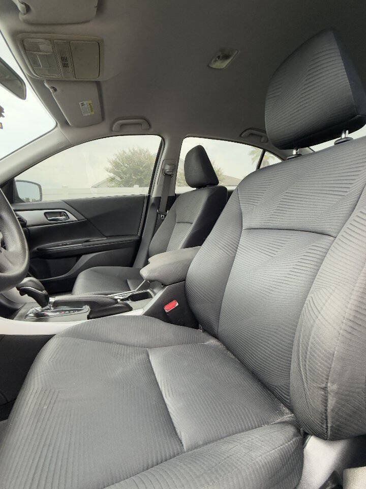 Used 2014 Honda Accord LX image 16