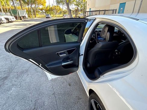 Used 2022 Mercedes-Benz C 300 Sedan image 36