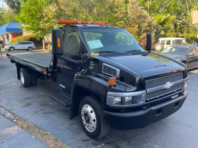 Used 2005 Chevrolet Kodiak C4500 2WD Regular Cab image 1