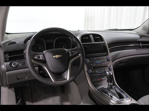 Used 2013 Chevrolet Malibu LS image 6