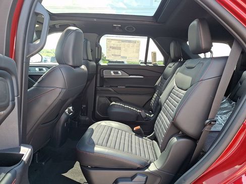 New 2026 Ford Explorer ST-Line AWD/4WD image 6