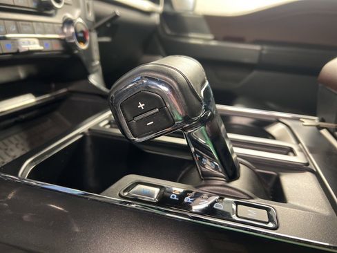 Certified 2023 Ford F150 Lariat w/ Equipment Group 502A High image 17