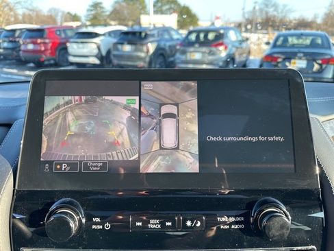 Certified 2024 Nissan Armada Platinum w/ Captain's Chairs Package image 38