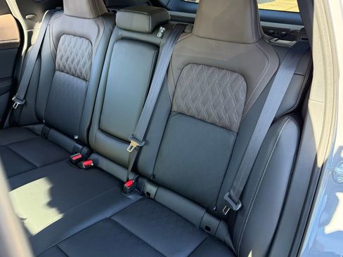 New 2026 Nissan Murano Platinum image 17