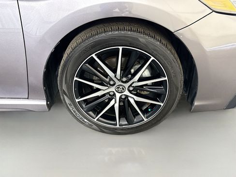 Used 2023 Toyota Camry SE FWD image 31
